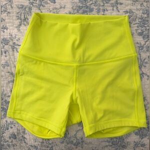 NWOT Lululemon Align Shorts in Discontinued ‘Highlighter Yellow’ Size 2